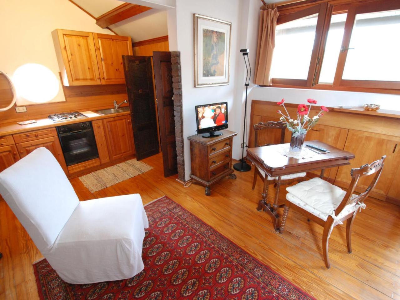 Locazione Turistica Campo San Trovaso.5 Apartment